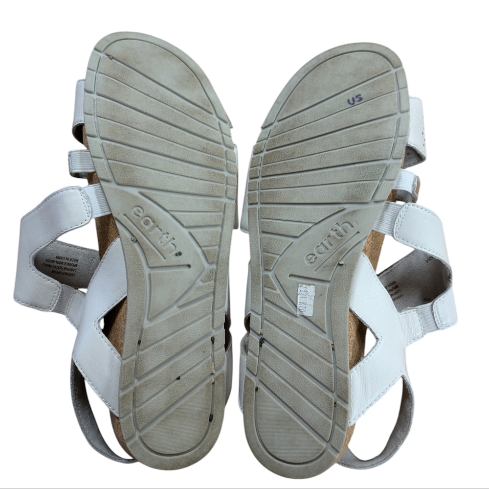 Earth Linden Laguna White Leather Sandals Size 11W - Picture 4 of 11